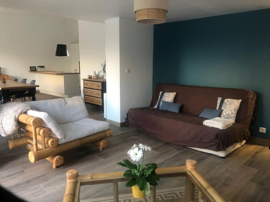 Logement De Plain-Pied Avec Jardin, Terrasse Gurgy Экстерьер фото