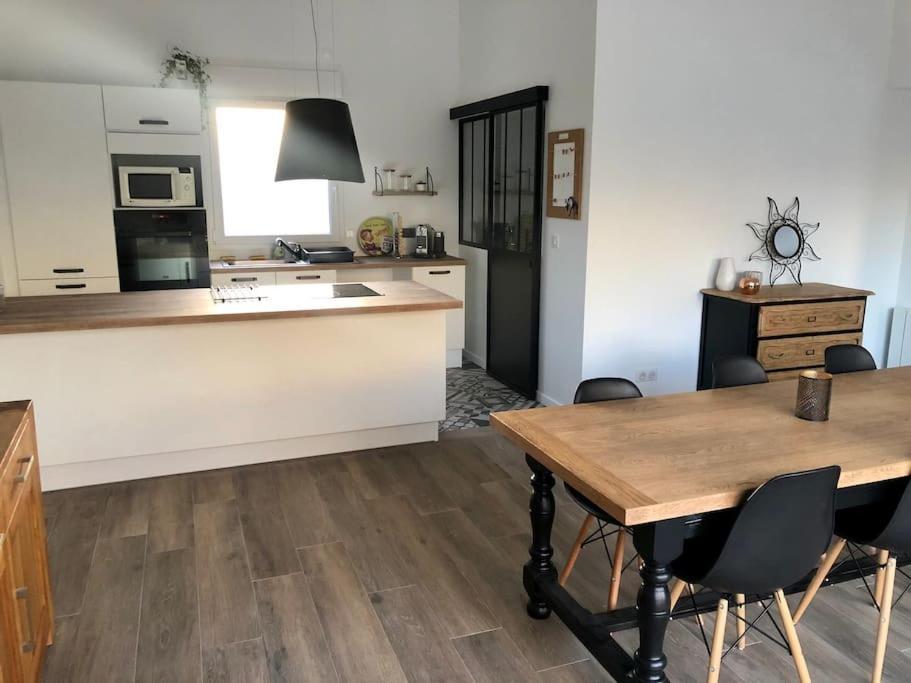 Logement De Plain-Pied Avec Jardin, Terrasse Gurgy Экстерьер фото